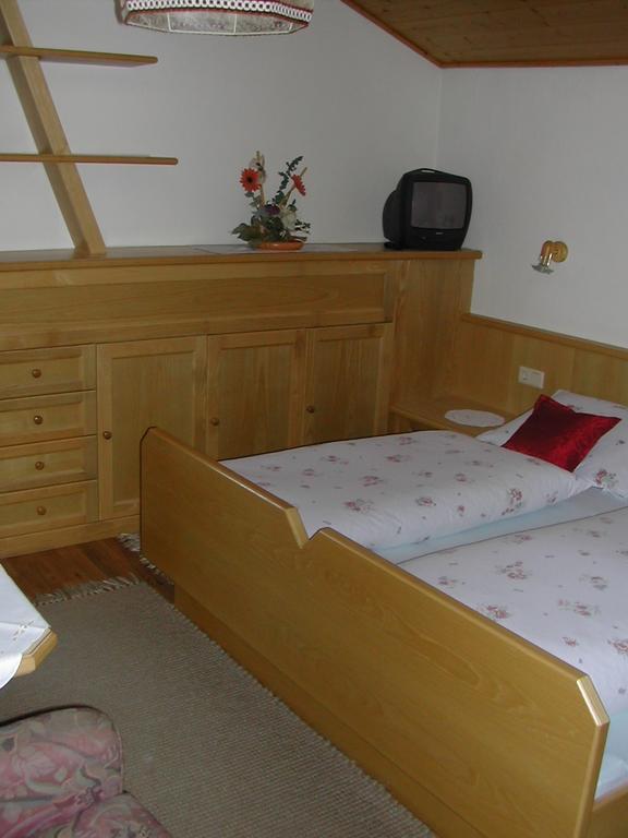Gaestehaus Gapp Wildermieming Pokoj fotografie