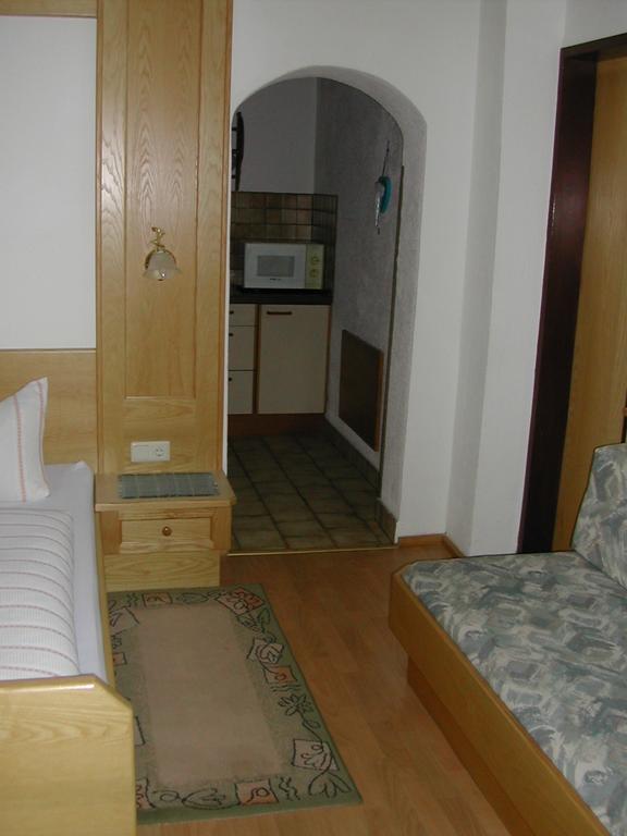 Gaestehaus Gapp Wildermieming Pokoj fotografie